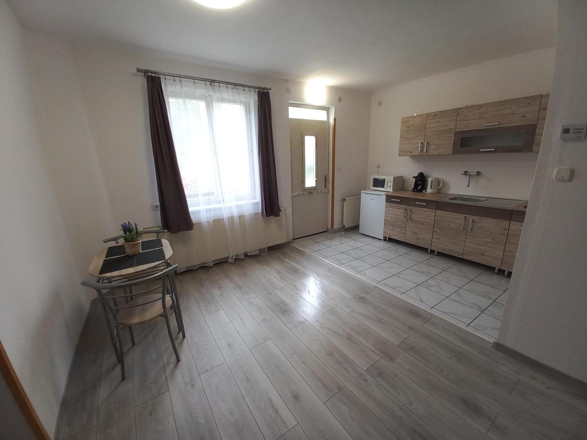Julia Vendeghaz Apartment Sárospatak Екстериор снимка