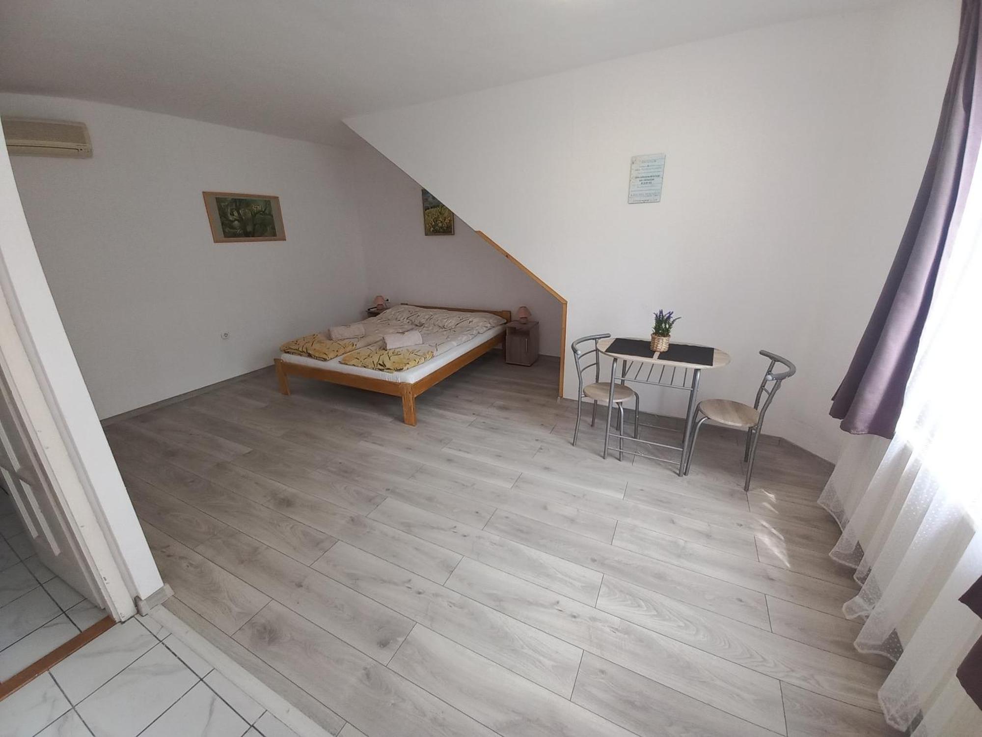 Julia Vendeghaz Apartment Sárospatak Екстериор снимка