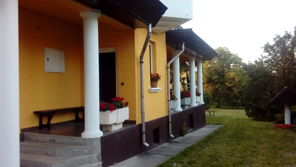 Julia Vendeghaz Apartment Sárospatak Екстериор снимка