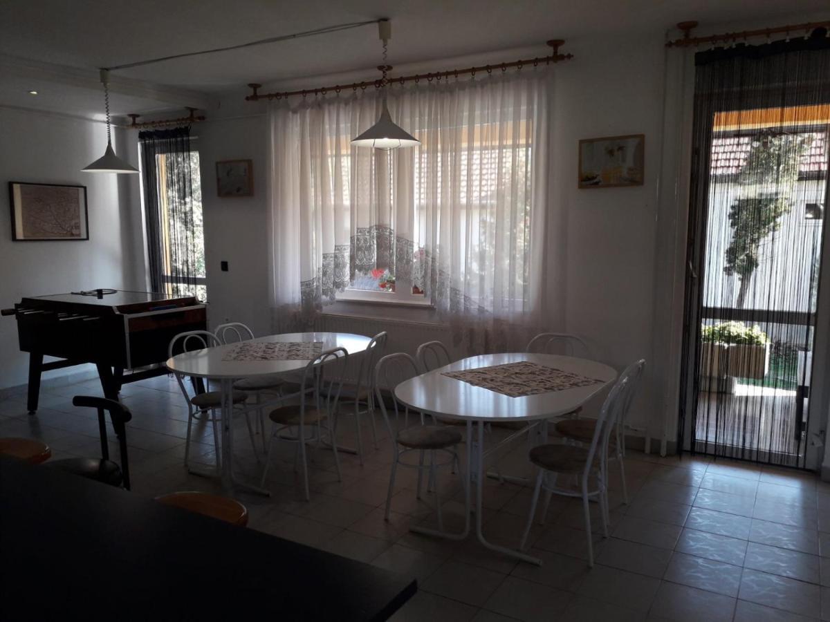 Julia Vendeghaz Apartment Sárospatak Екстериор снимка
